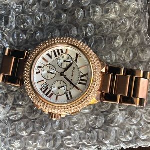 Beautiful rose gold Michael Kors watch